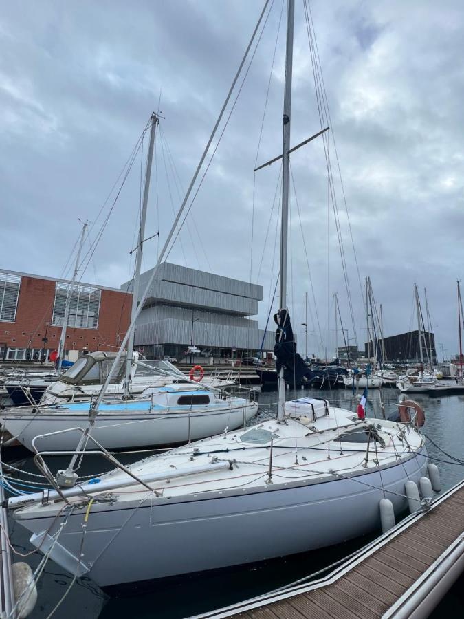 Nuit Insolite Sur Un Bateau Au Havre 르아브르 외부 사진